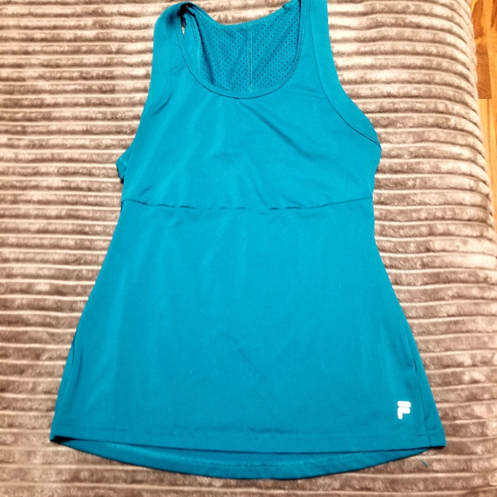 💜 B2G1 EUC Fila athletic tank top w/ back detail